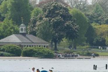 Boating on the Serpentine