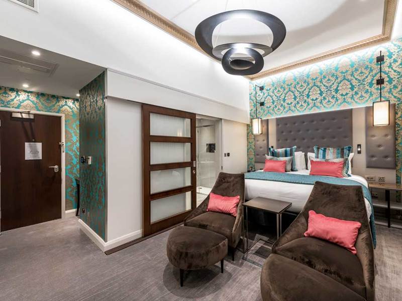 Mercure London Hyde Park Junior Suite