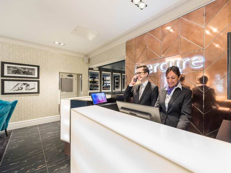 Mercure London Hyde Park Reception