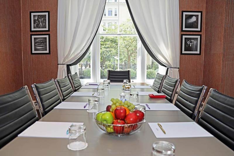 Mercure London Hyde Park Churchill Meeting Room