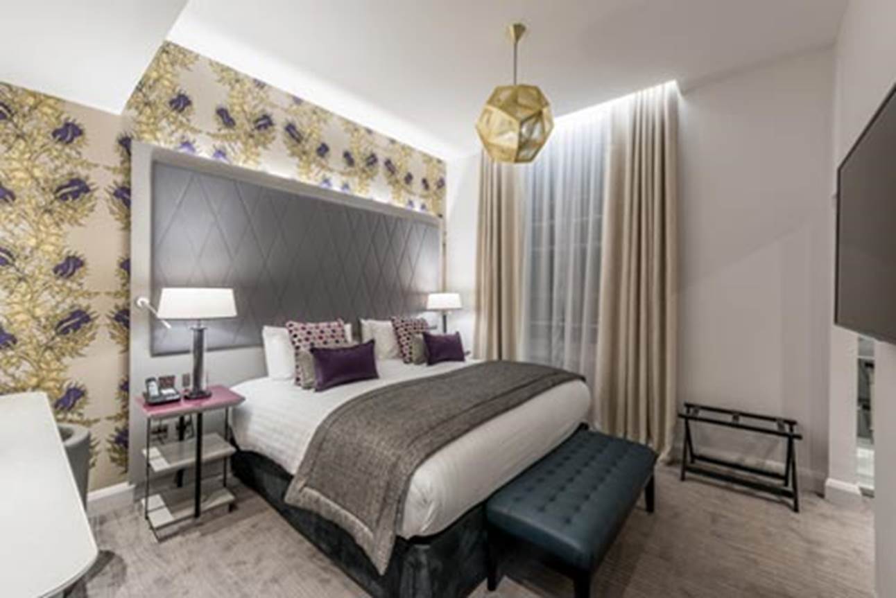 Superior King Room