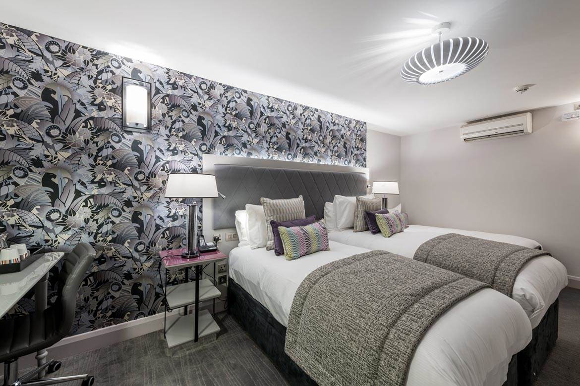 Family Room in Hyde Park mercure-london-hyde-park-family-room-2.jpg