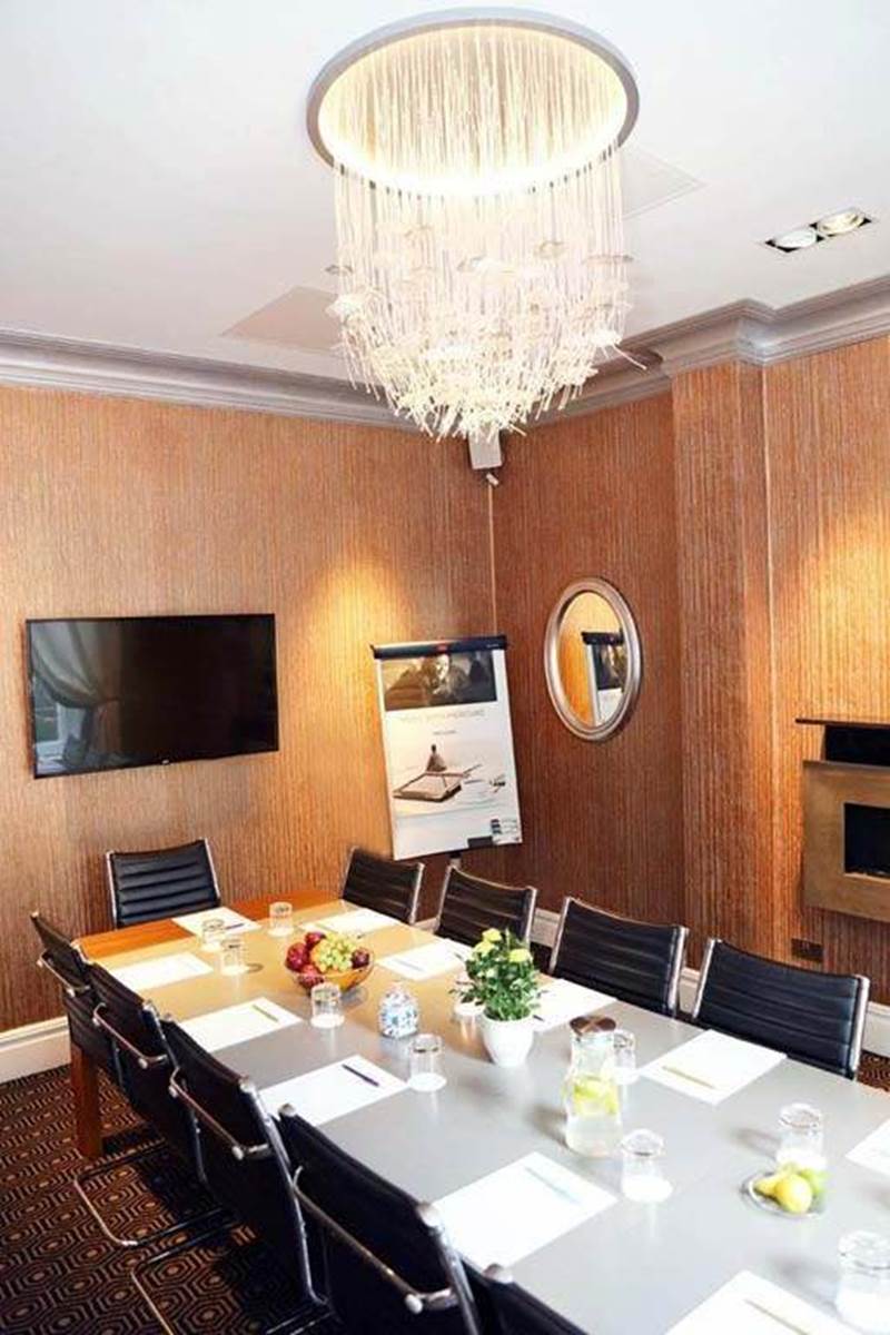 Mercure London Hyde Park Hotel Churchill Meeting Room