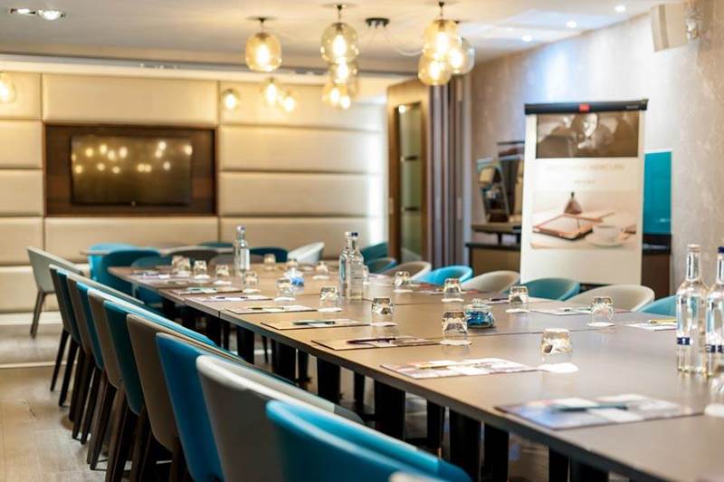 Mercure London Hyde Park Hotel Serpentine Suite