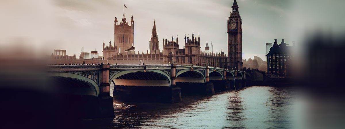 Hotels Near River Thames London